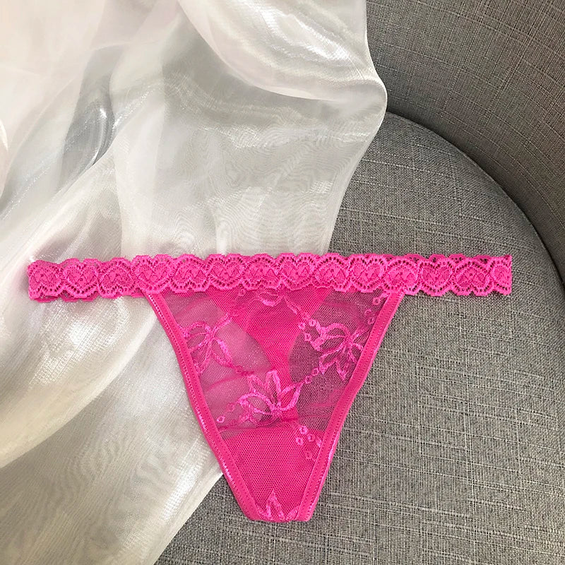 Lingerie Unique à Ton Nom – Le String Love and Rouge qui fait effet